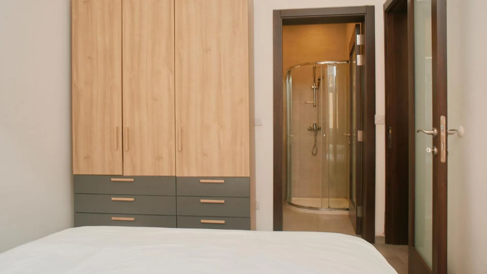 Tan-Nanna By Shmoo Apartment Sliema