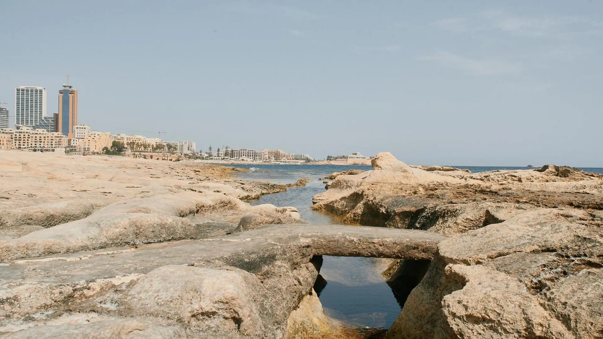 Tan-Nanna By Shmoo Apartment Sliema